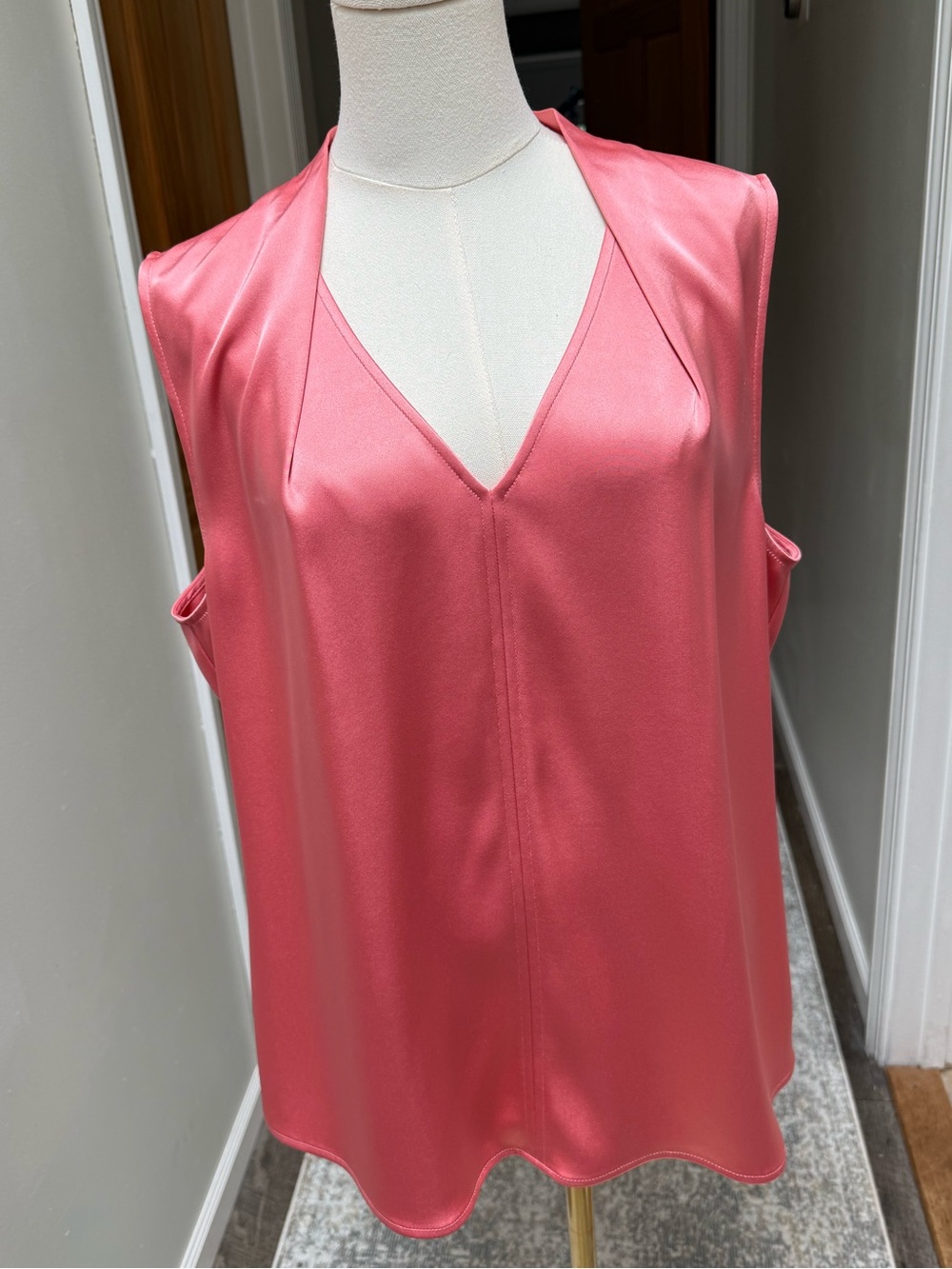 St John liquid satin V-neck sleeveless top